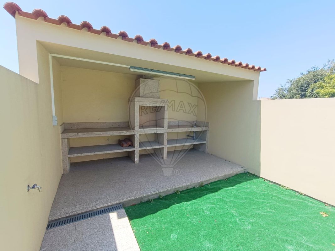 listing 125601161-74 picture-0