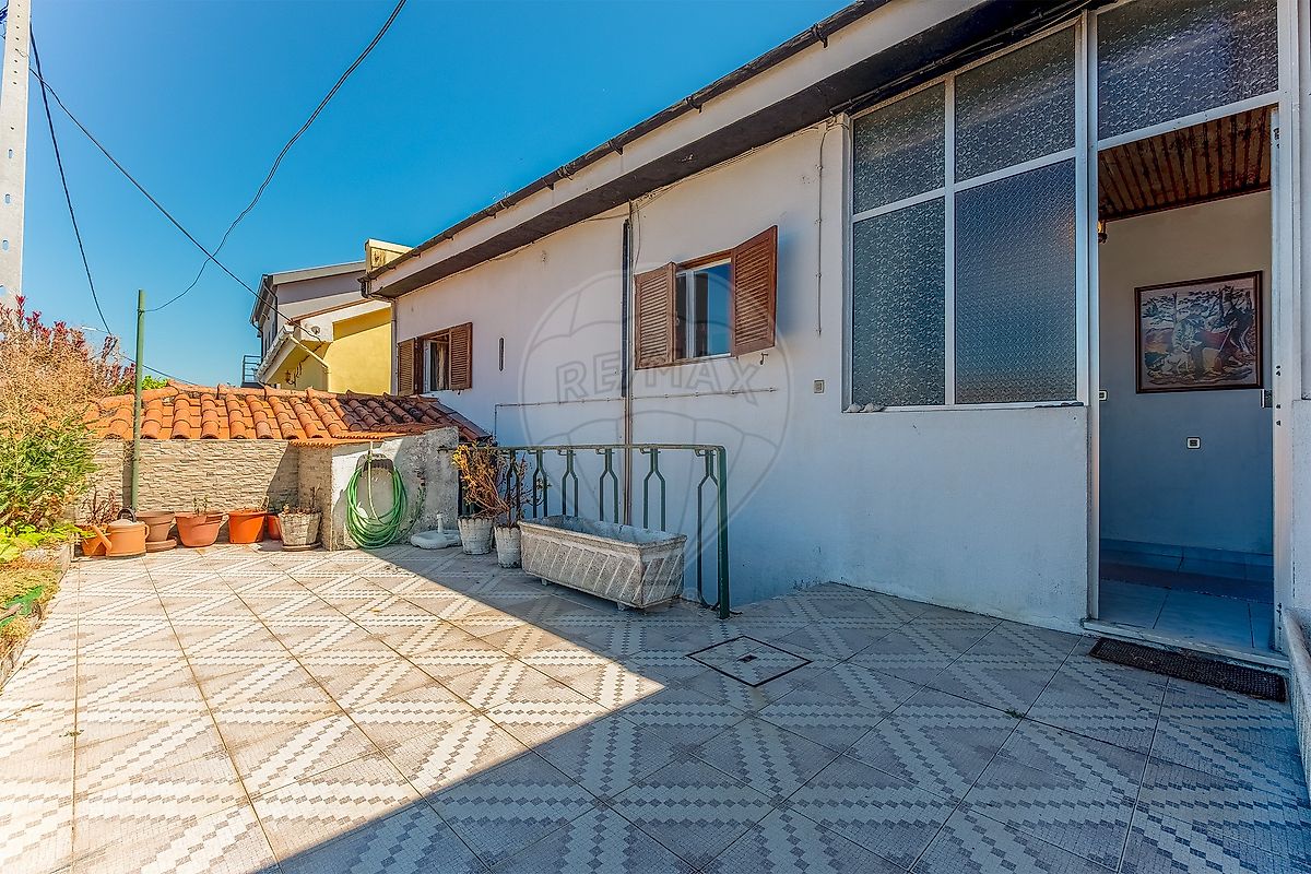 listing 125601096-75 picture-0