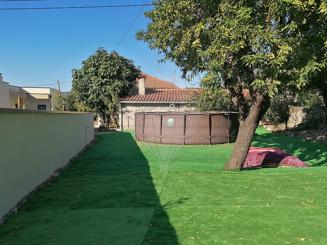 Moradia T5 para venda
