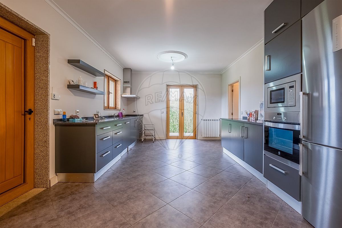 Moradia T5 à venda em Carreira e Bente, Vila Nova de Famalicão — foto 7
