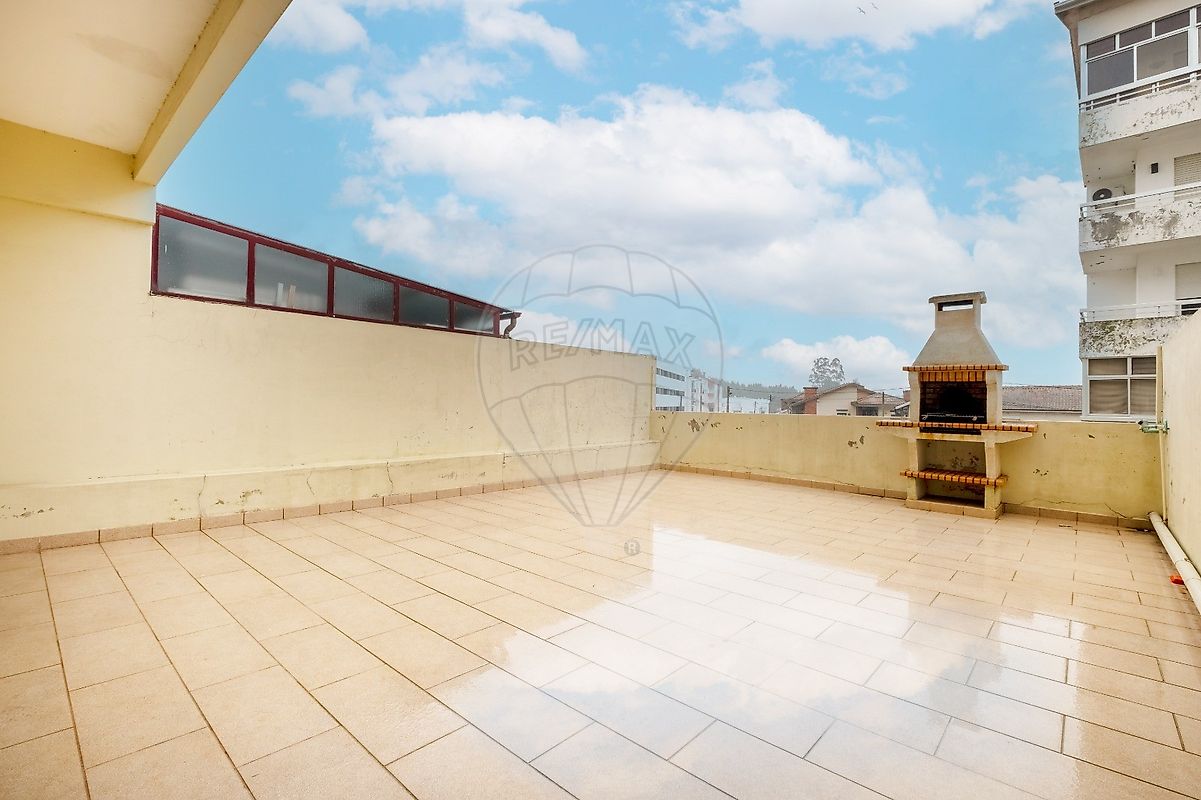 Apartamento T2 à venda em Vila Nova de Gaia