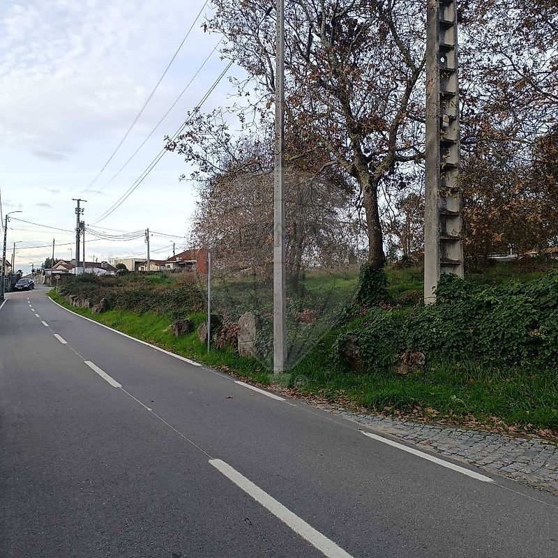 Terreno - Areias, Sequeiró, Lama e Palmeira, Santo Tirso, Porto