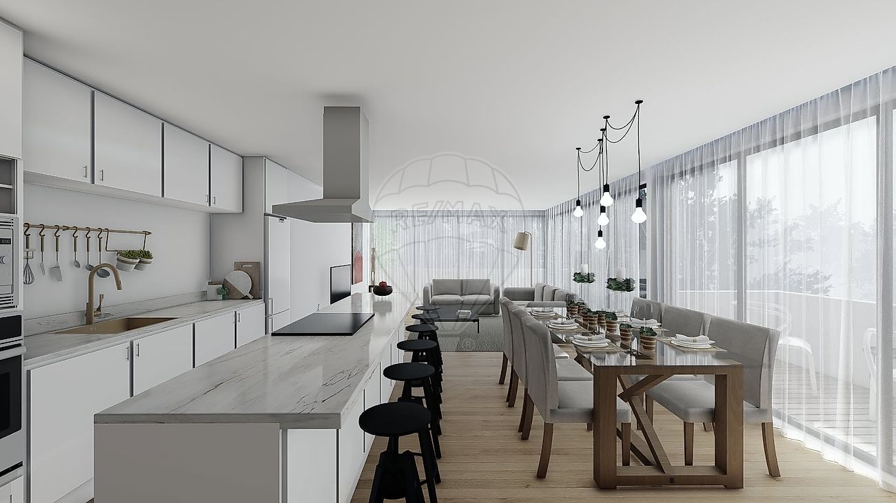 Apartamento T4 à venda em São João da Madeira