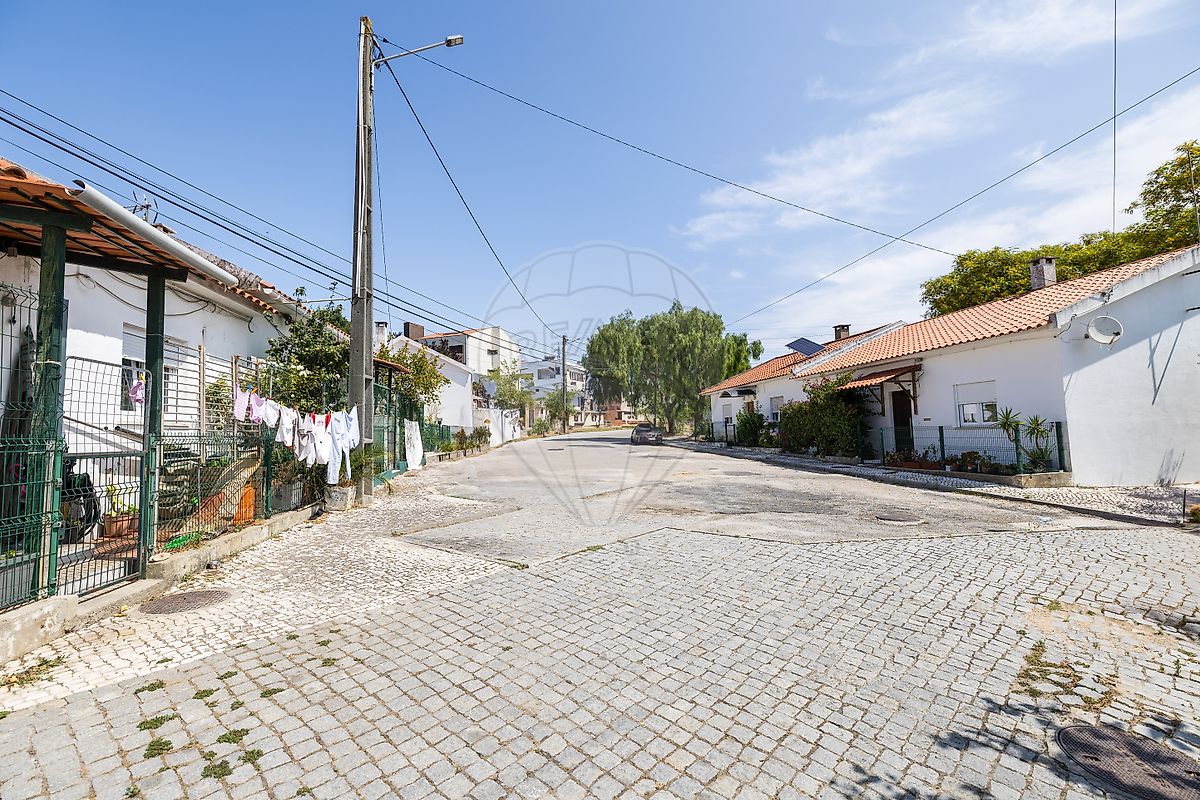 listing 125611060-64 picture-0