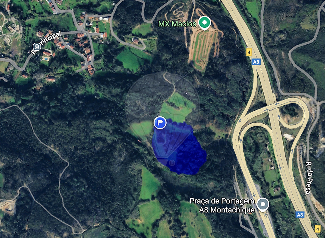 Terreno à venda em Loures