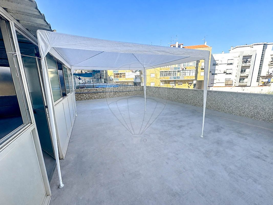 Apartamento - Laranjeiro e Feijó, Almada, Setúbal
