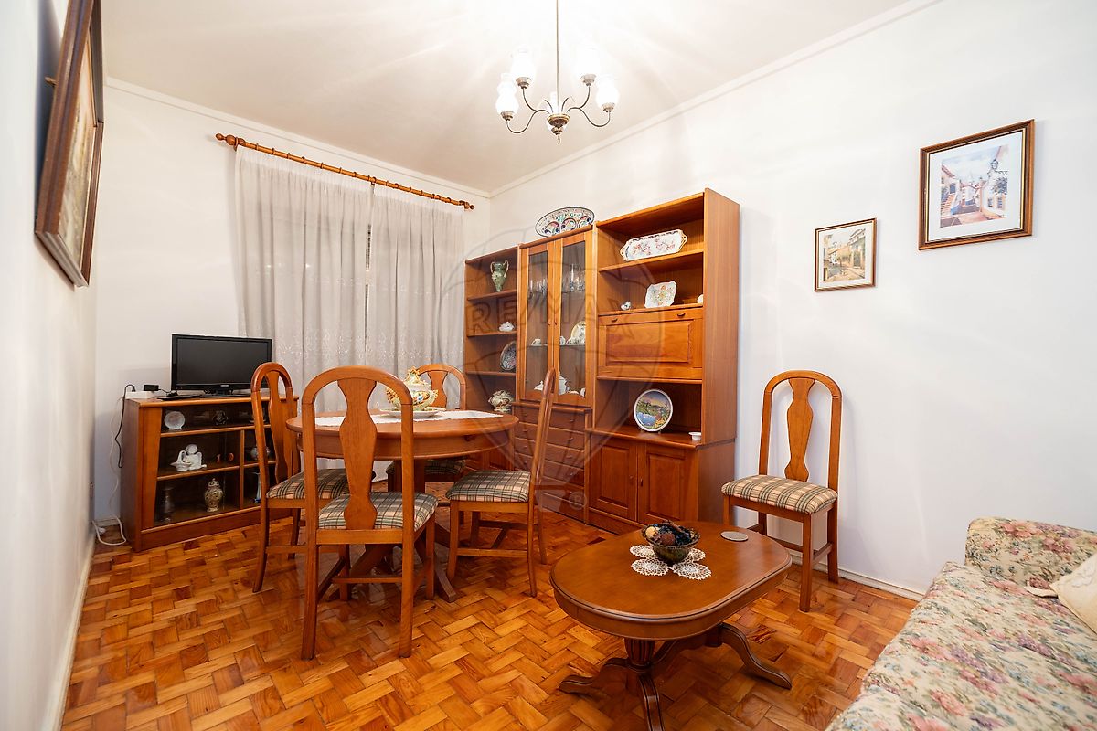 Apartamento T2 - Mina de Água, Amadora, Lisboa