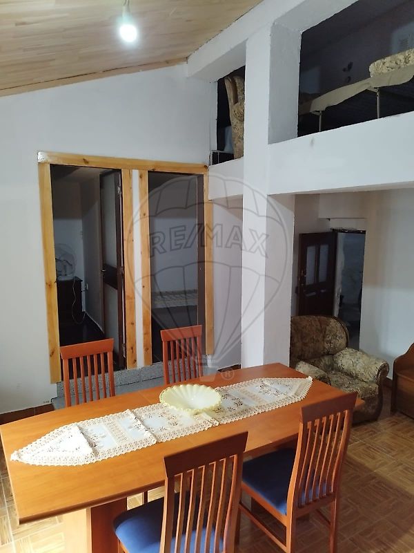 Moradia - Ferreiros de Tendais, Cinfães, Viseu