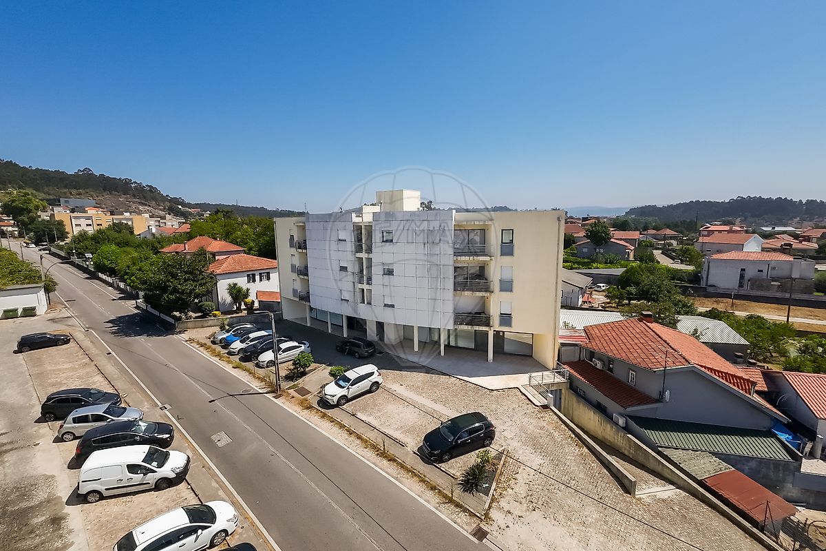 Apartamento T3 à venda em Paredes