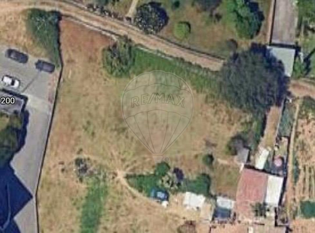 Land for sale in Gondomar, Portugal — €129,000