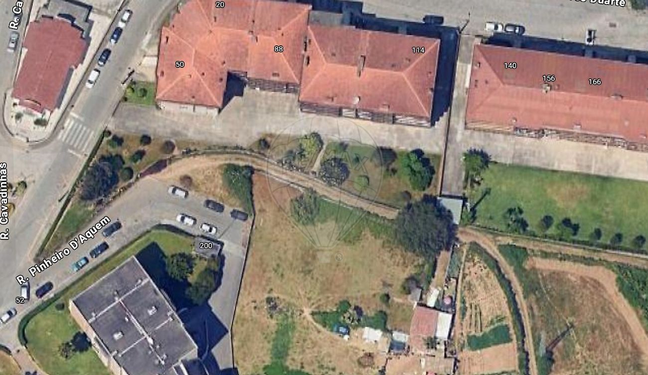 Terreno à venda em Gondomar