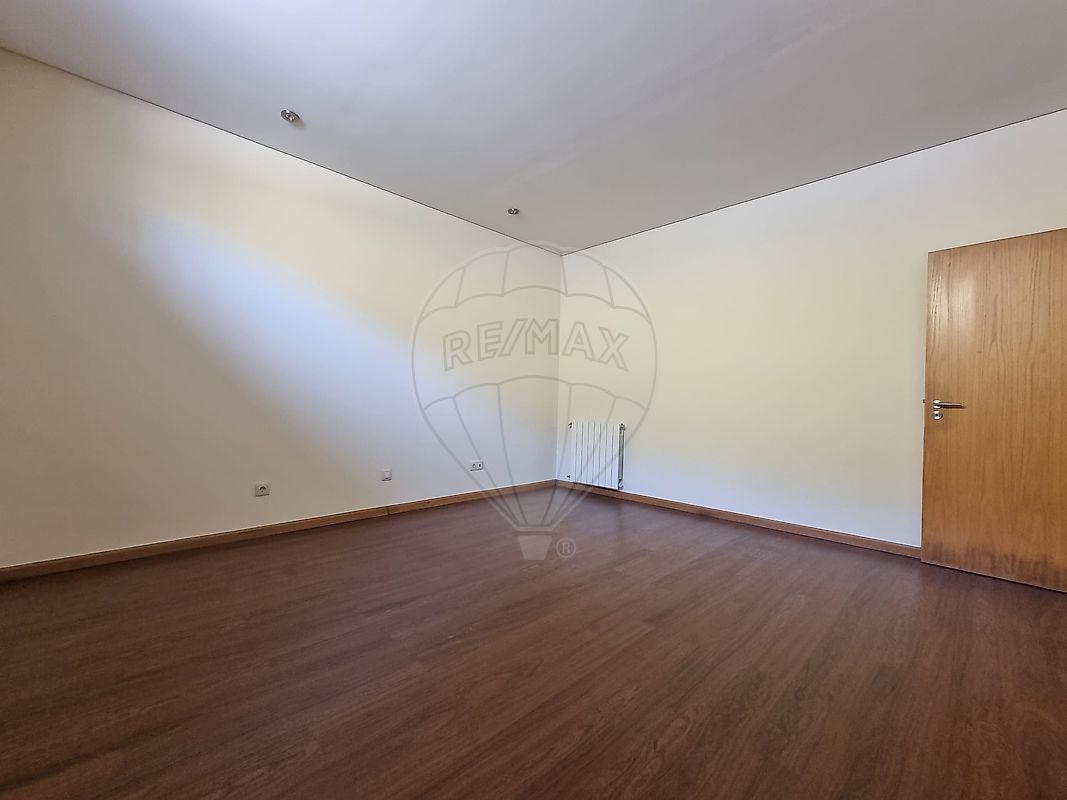 listing 125631110-26 picture-0