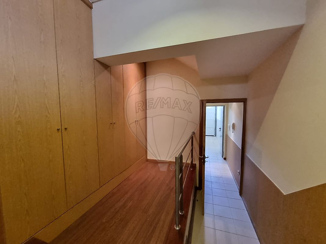listing 125631110-26 picture-0