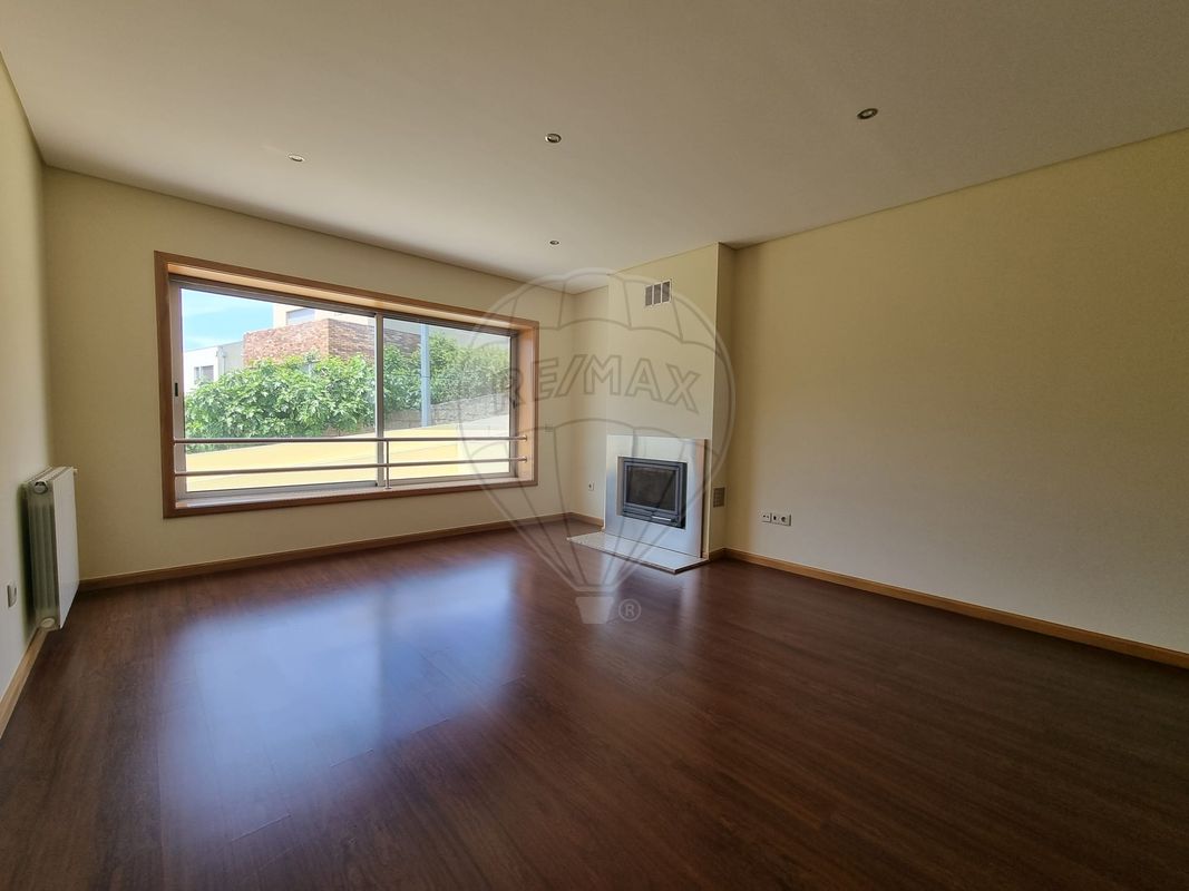 listing 125631110-26 picture-0