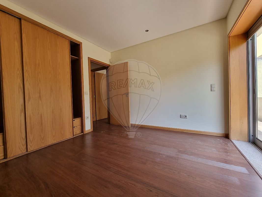 listing 125631110-25 picture-0