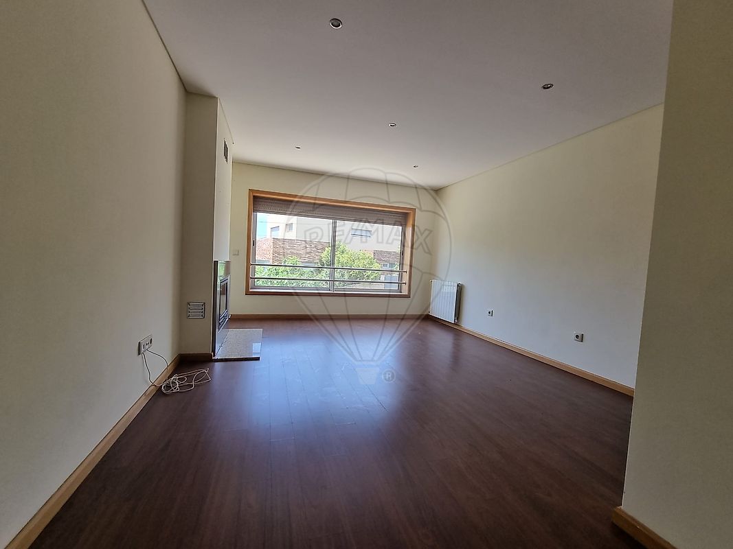 listing 125631110-25 picture-0