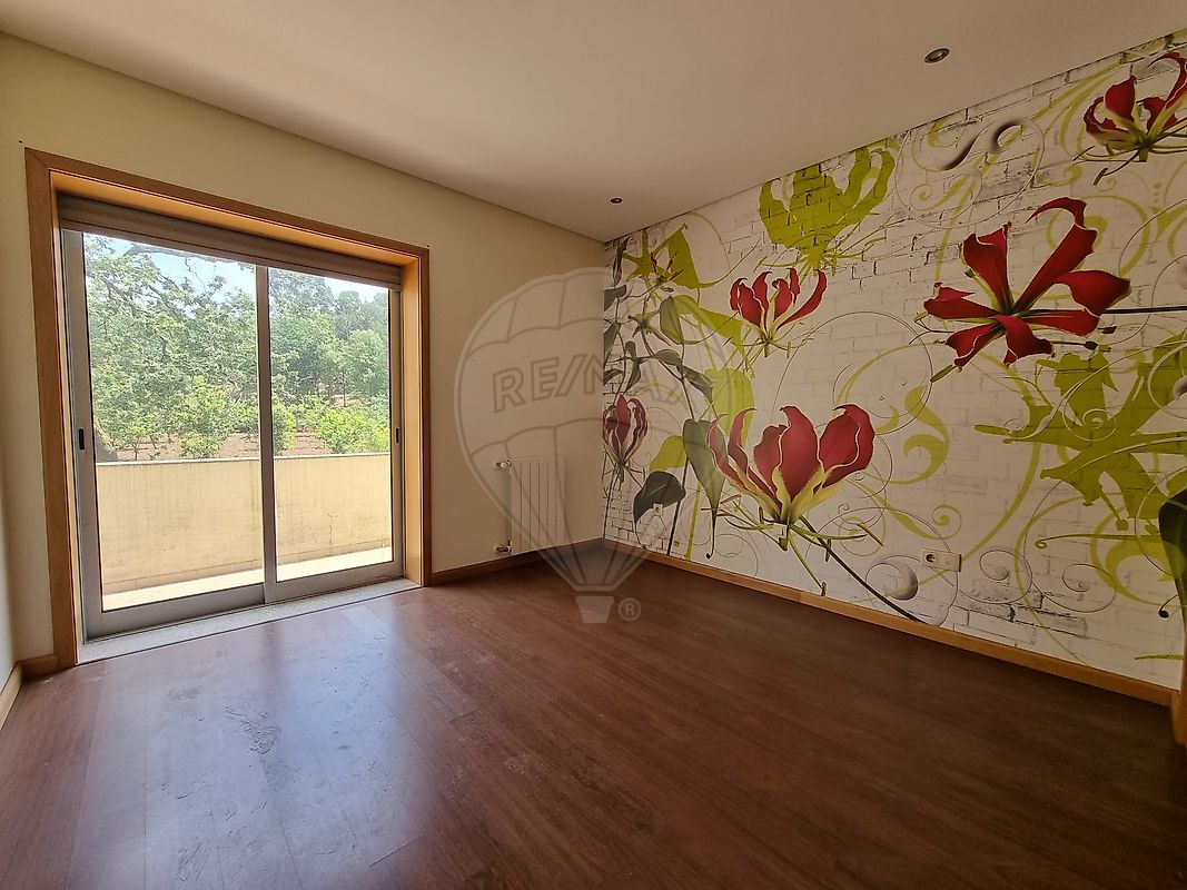 listing 125631110-25 picture-0