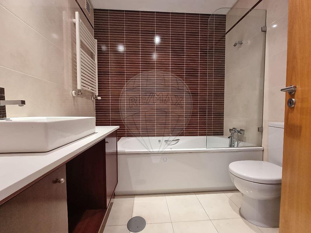 listing 125631110-25 picture-0