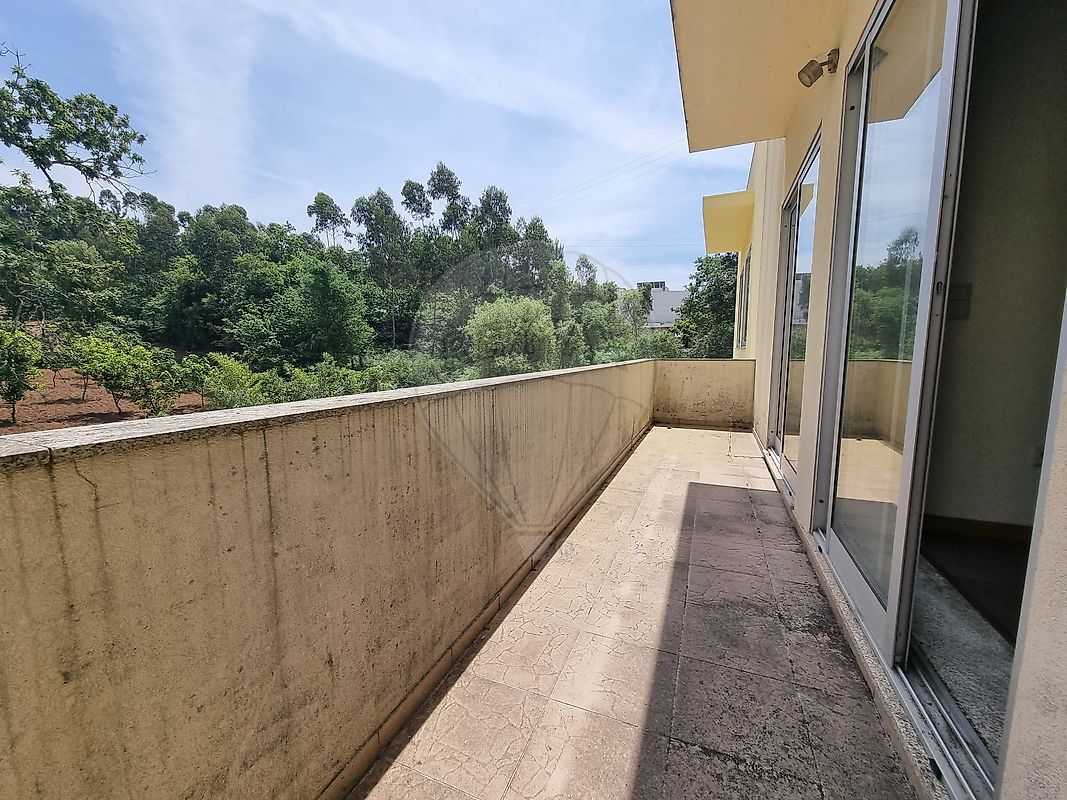 listing 125631110-25 picture-0