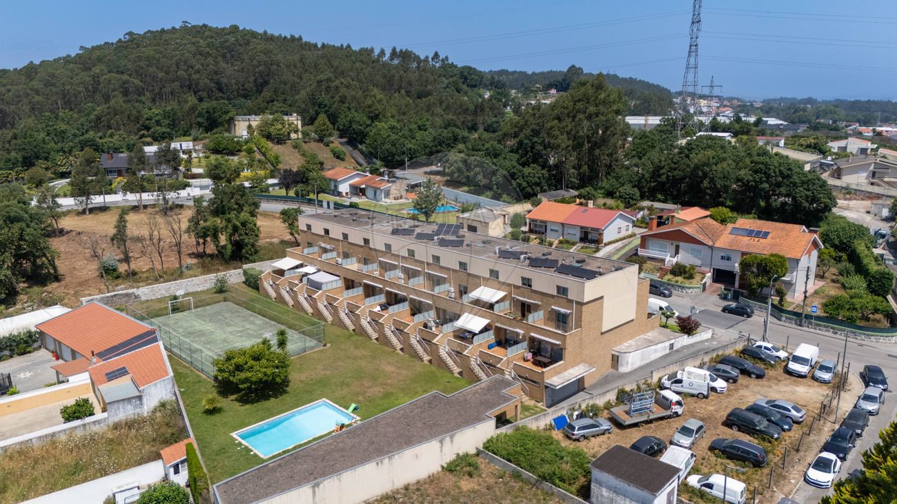 Moradia T4 para venda