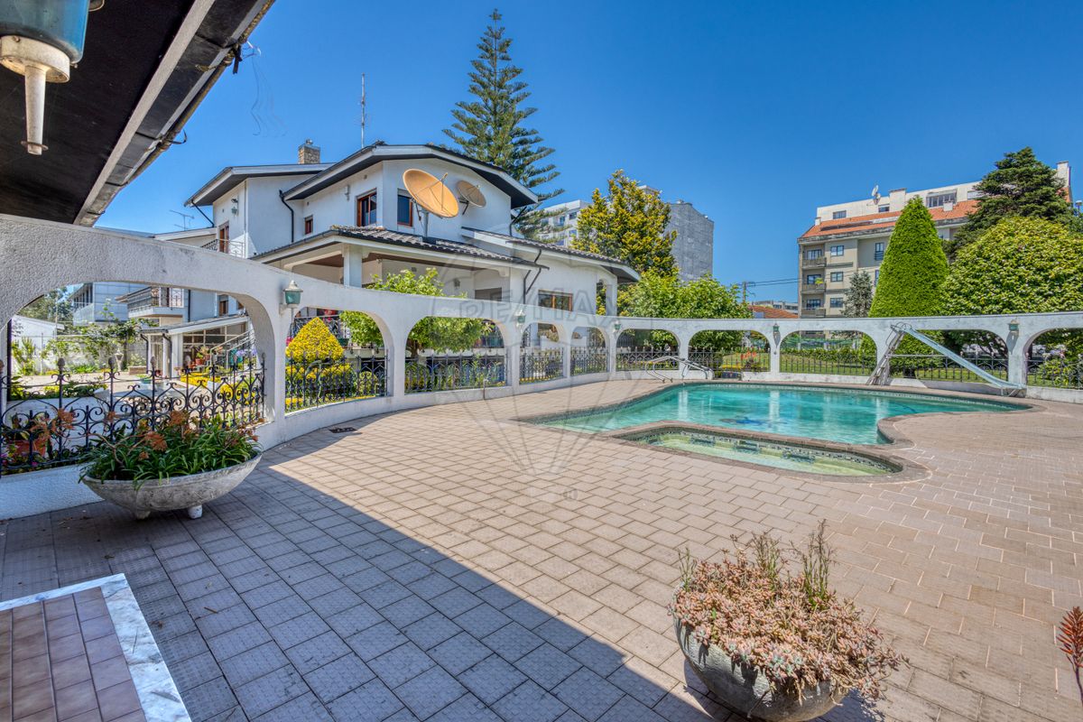 listing 125631246-3 picture-0