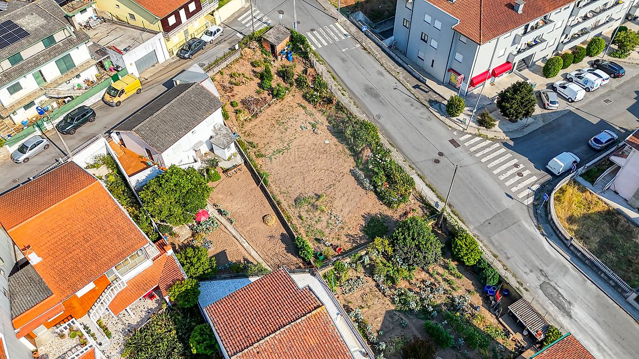 Land for sale in Gondomar, Portugal — €86,150