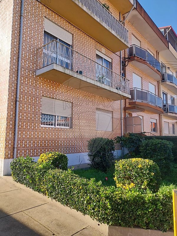 Apartamento T2 à venda em Custóias, Leça do Balio e Guifões, €185.000