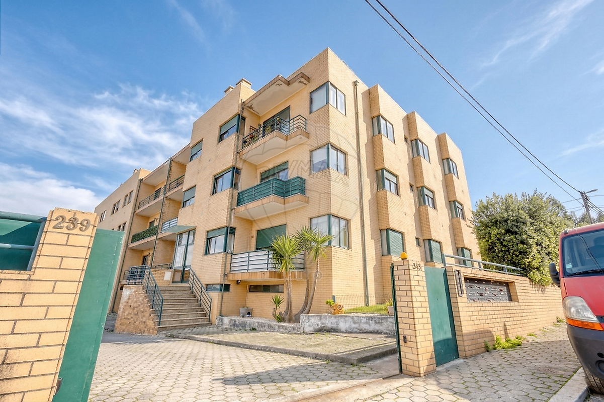 Apartamento T2 à venda em Vila Nova de Gaia