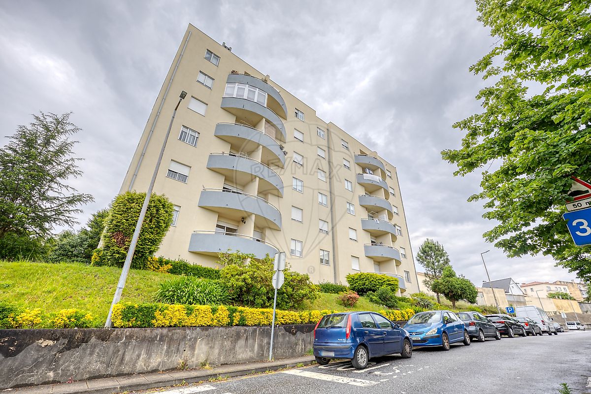 Apartamento T3 à venda em Gondomar