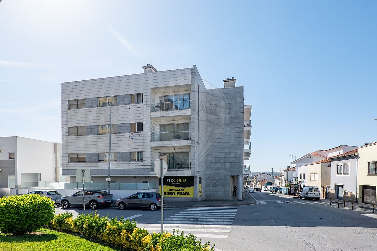 Apartamento T3 à venda em Gondomar
