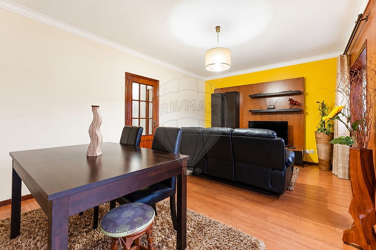 Apartamento T2 à venda em Vila Nova de Gaia