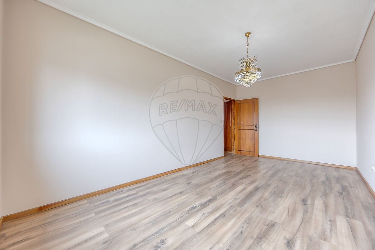 Apartamento T3 à venda em Cidade da Maia, Maia — foto 23