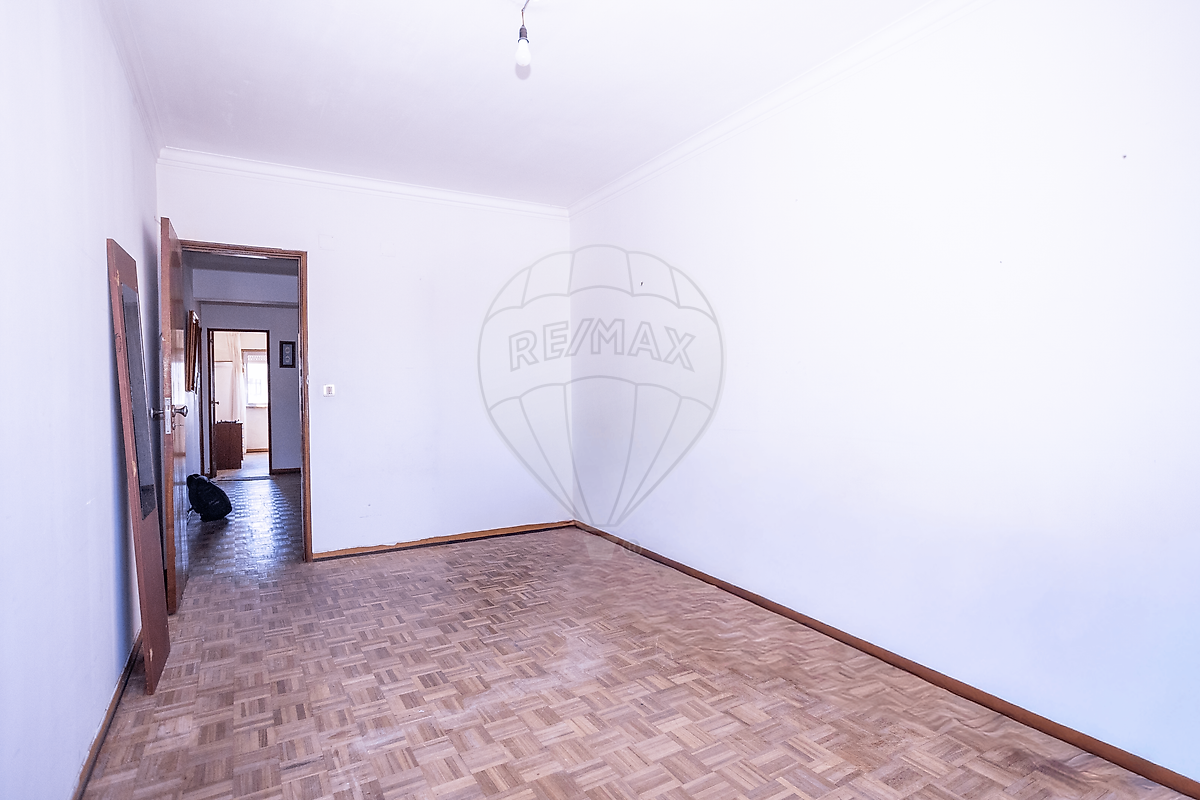 Apartamento T3 à venda em Santa Iria de Azoia, São João da Talha e Bobadela, Loures — foto 14