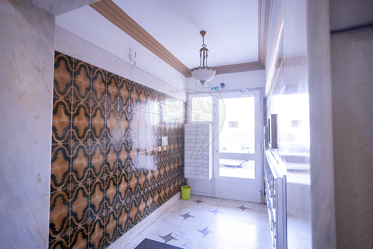Apartamento T3 à venda em Santa Iria de Azoia, São João da Talha e Bobadela, Loures — foto 7