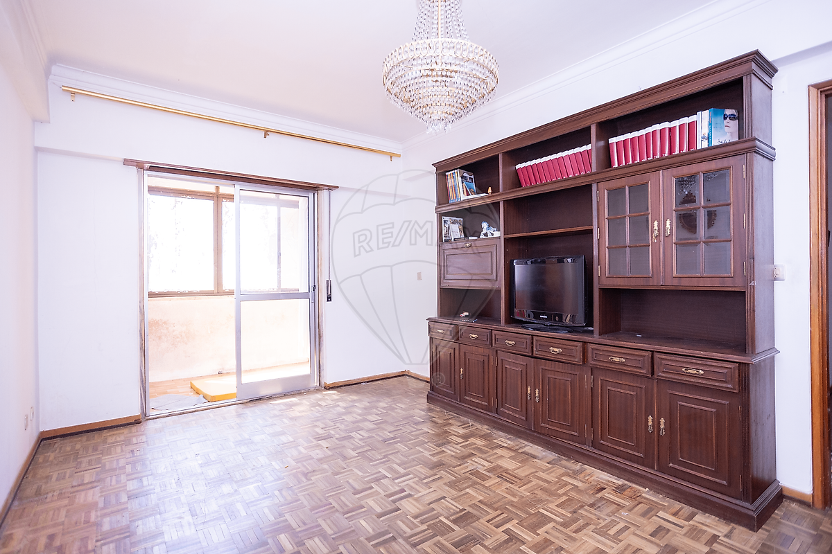 Apartamento T3 à venda em Santa Iria de Azoia, São João da Talha e Bobadela, Loures — foto 8