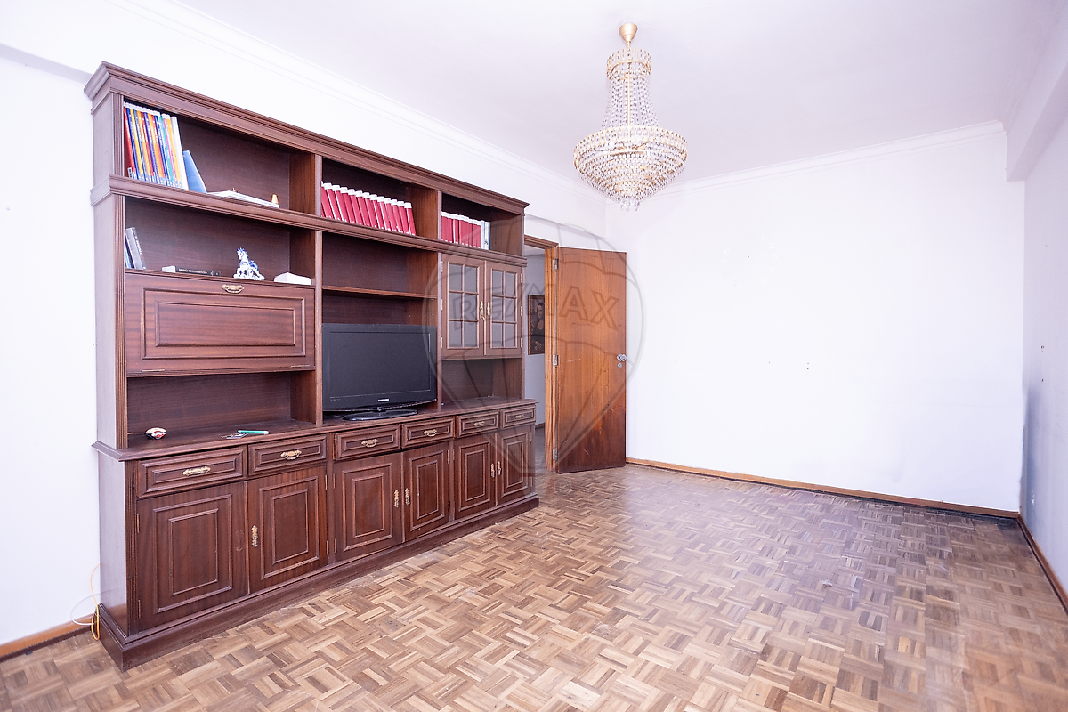 Apartamento T3 à venda em Santa Iria de Azoia, São João da Talha e Bobadela, Loures — foto 9
