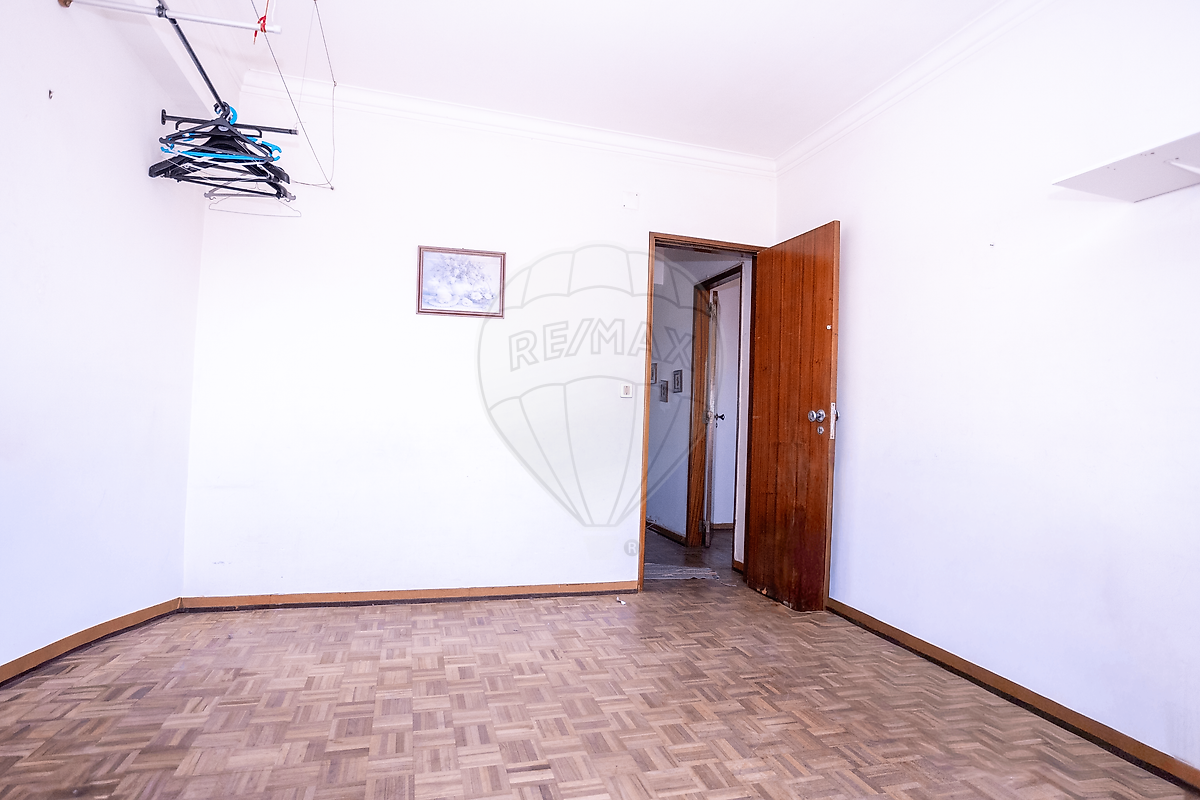 Apartamento T3 à venda em Santa Iria de Azoia, São João da Talha e Bobadela, Loures — foto 17
