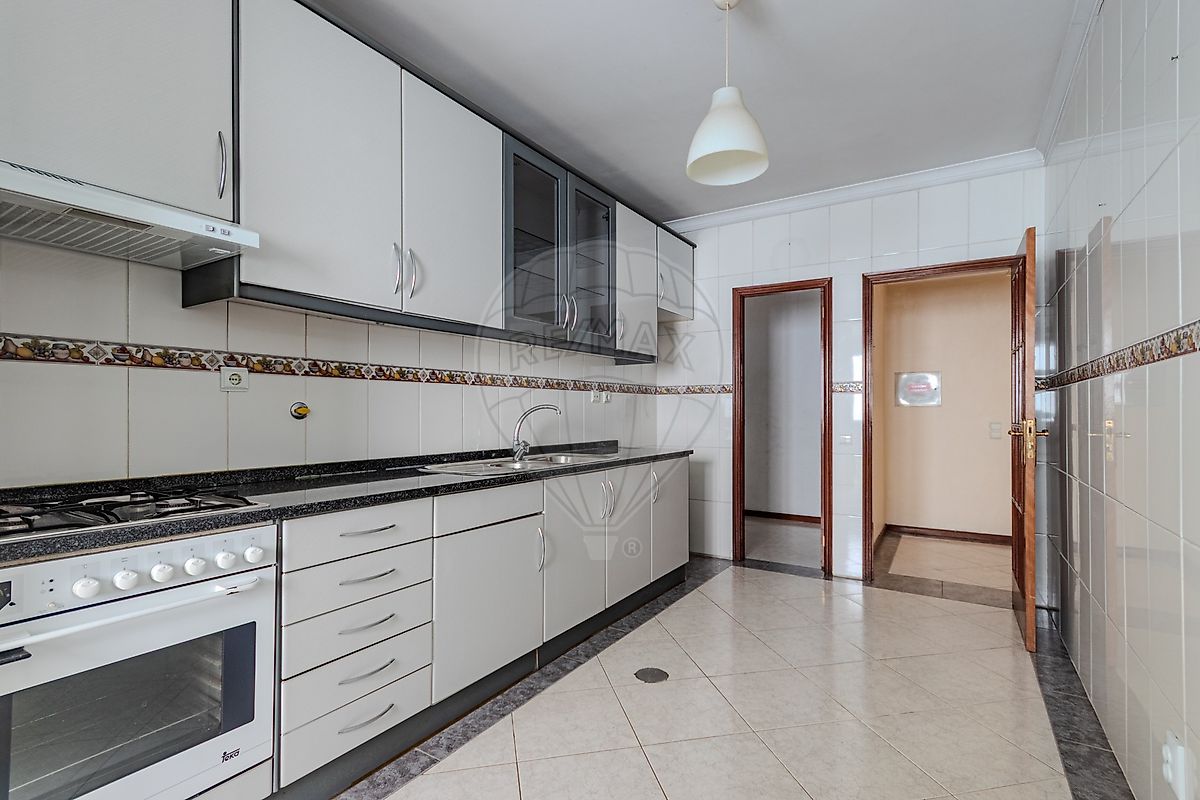 Apartamento T1 à venda em Águas Santas, Maia — foto 14