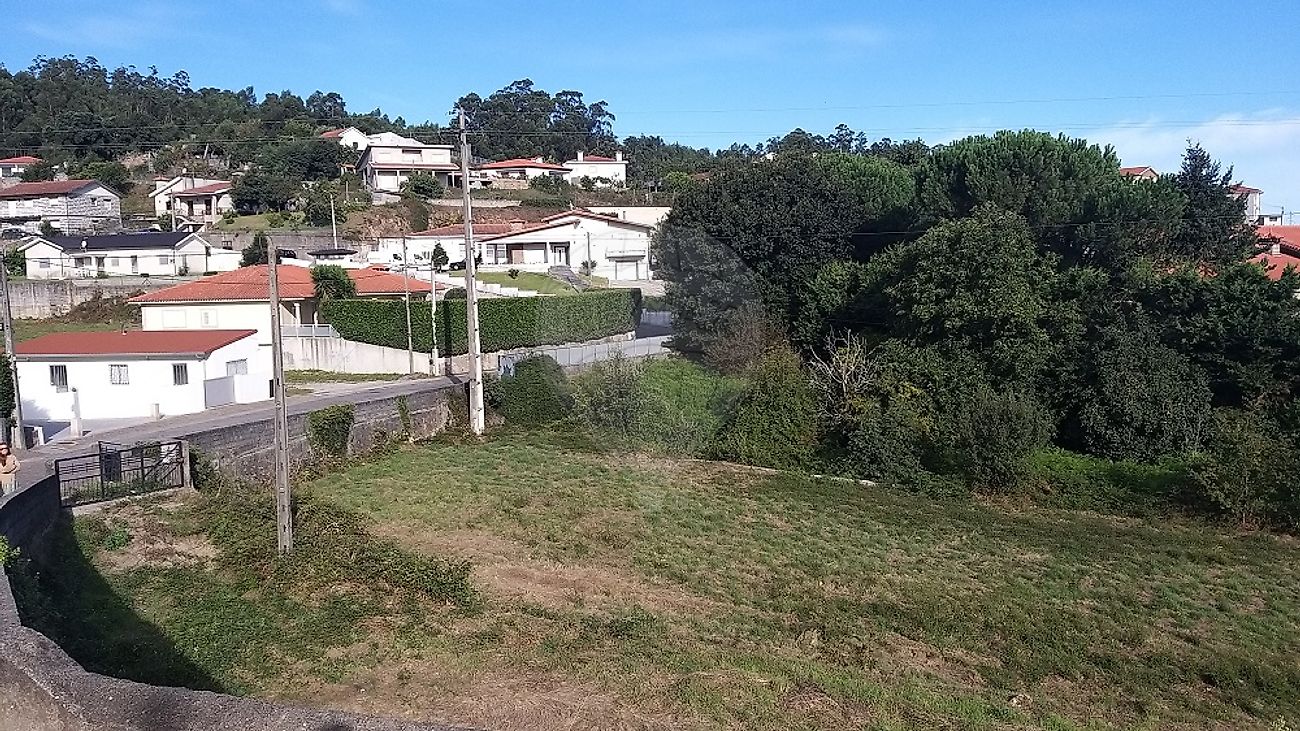 Terreno à venda em Santo Tirso