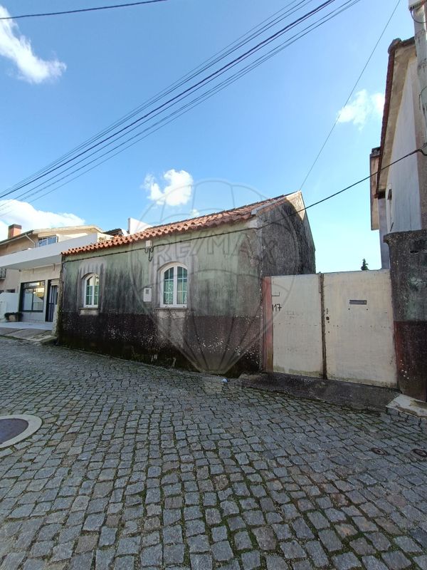 Moradia T2 para venda