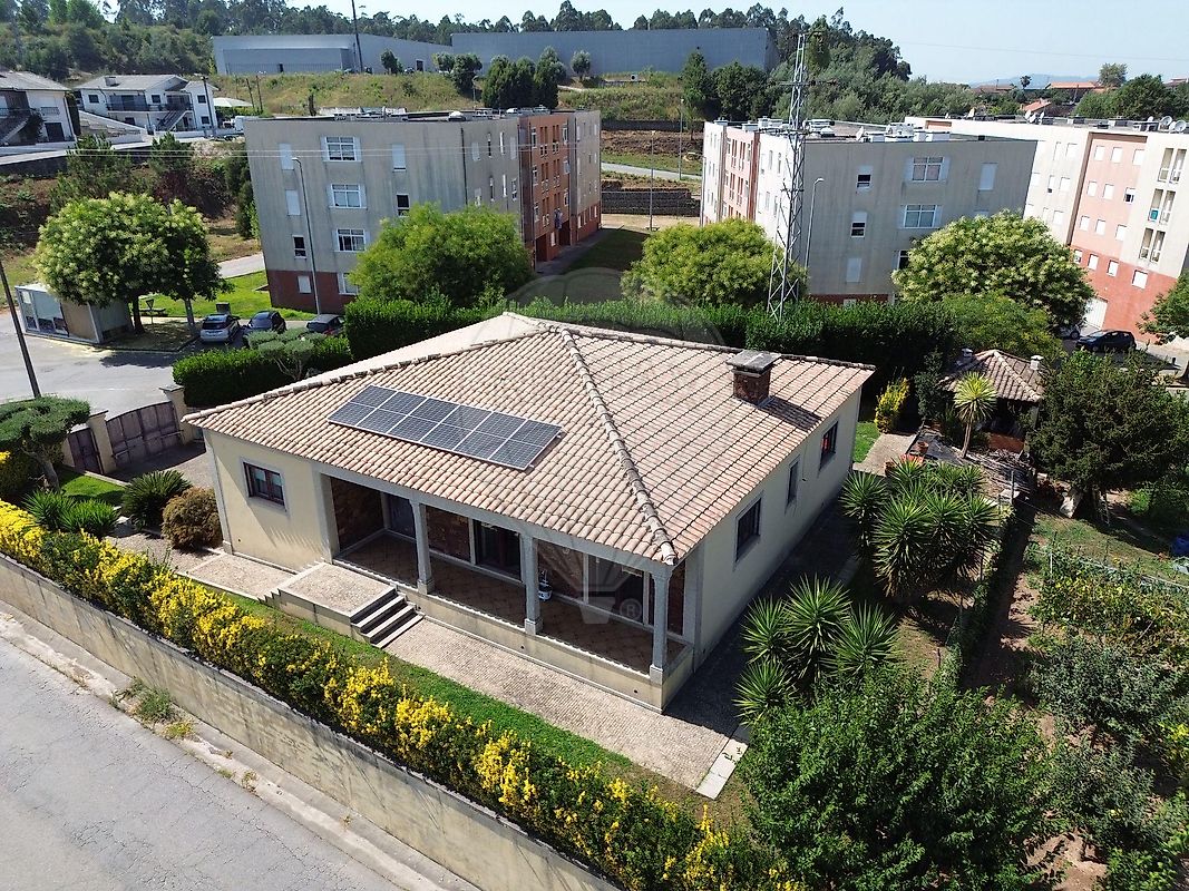 Moradia T3 à venda em Santo Tirso
