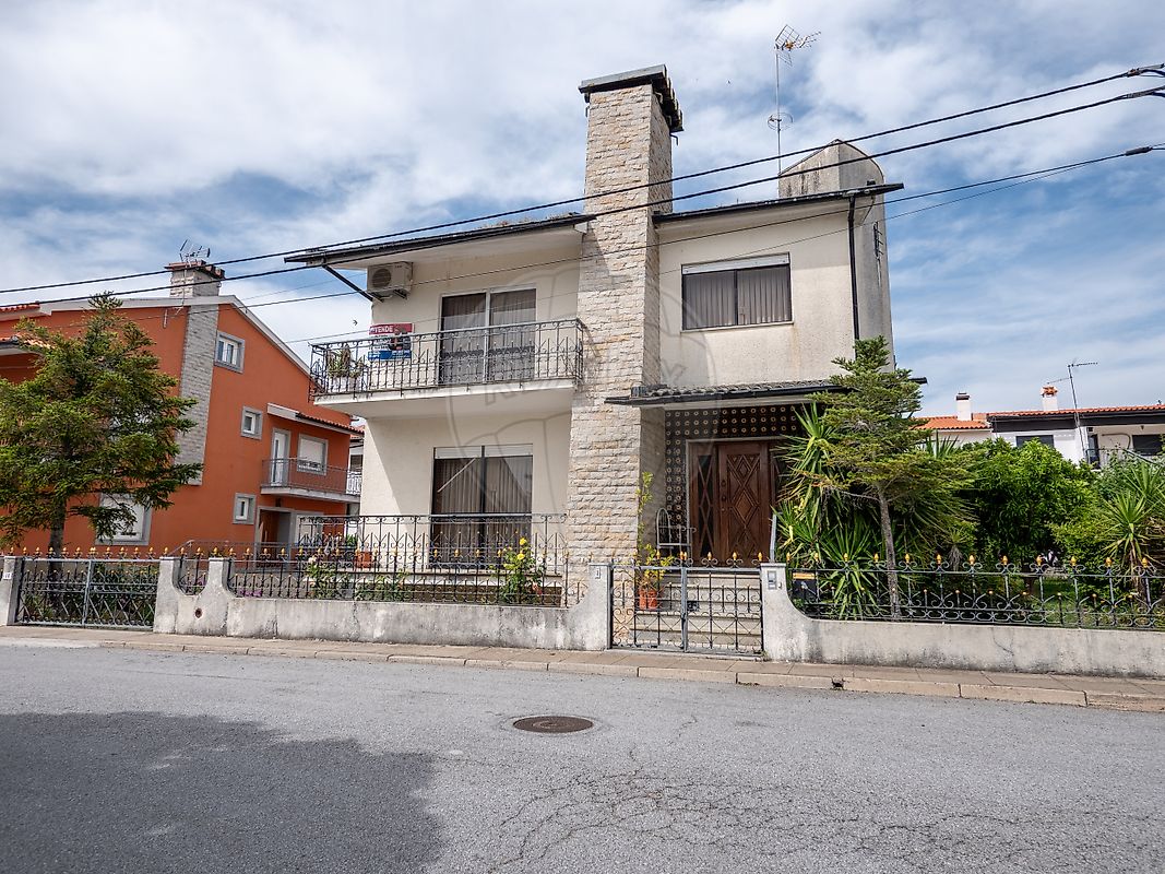 Moradia - Vila Nova de Foz Côa, Vila Nova de Foz Côa, Guarda
