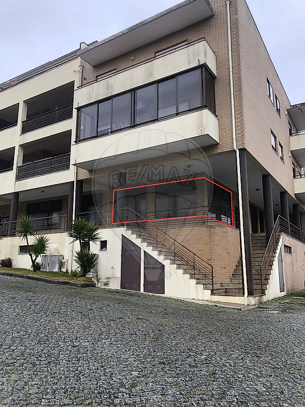 Loja - Lousado, Vila Nova de Famalicão, Braga