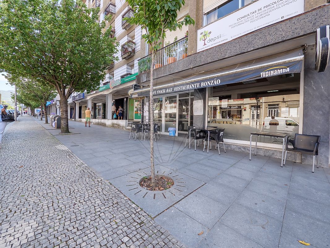 Trespasse - Santo Tirso, Couto (Santa Cristina e São Miguel) e Burgães, Santo Tirso, Porto