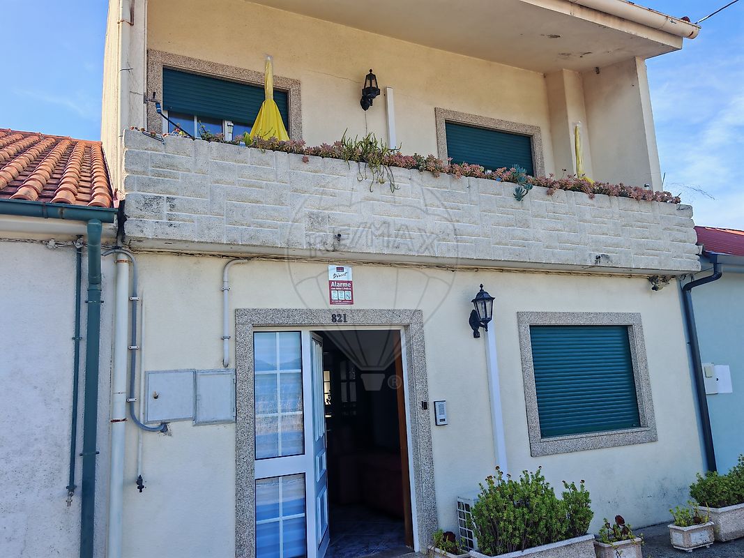 Apartamento T3 à venda em Santo Tirso