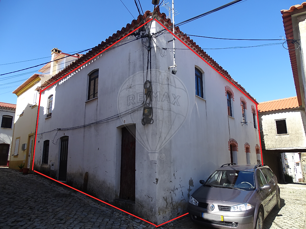 Moradia T3 à venda em Proença-a-Nova