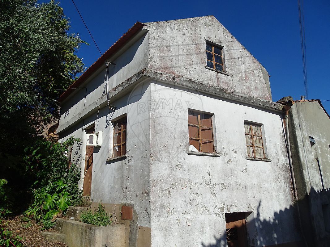 Moradia T2 à venda em Proença-a-Nova