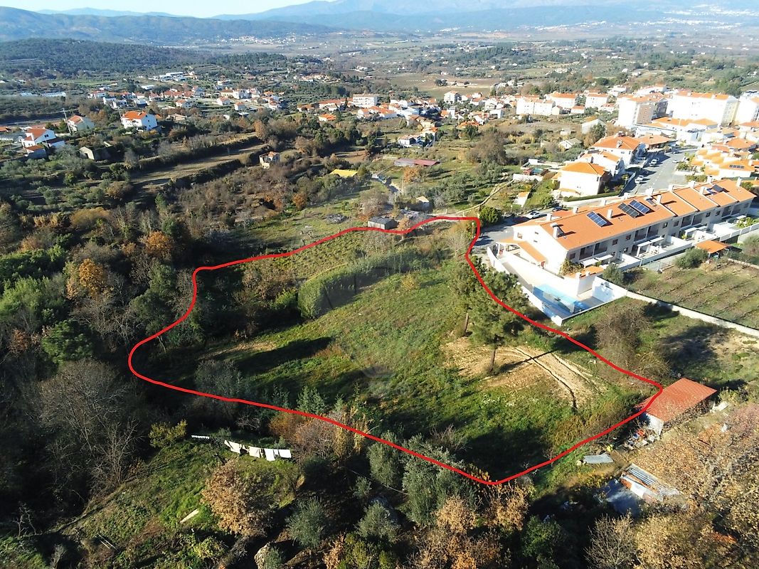 Terreno à venda em Fundão