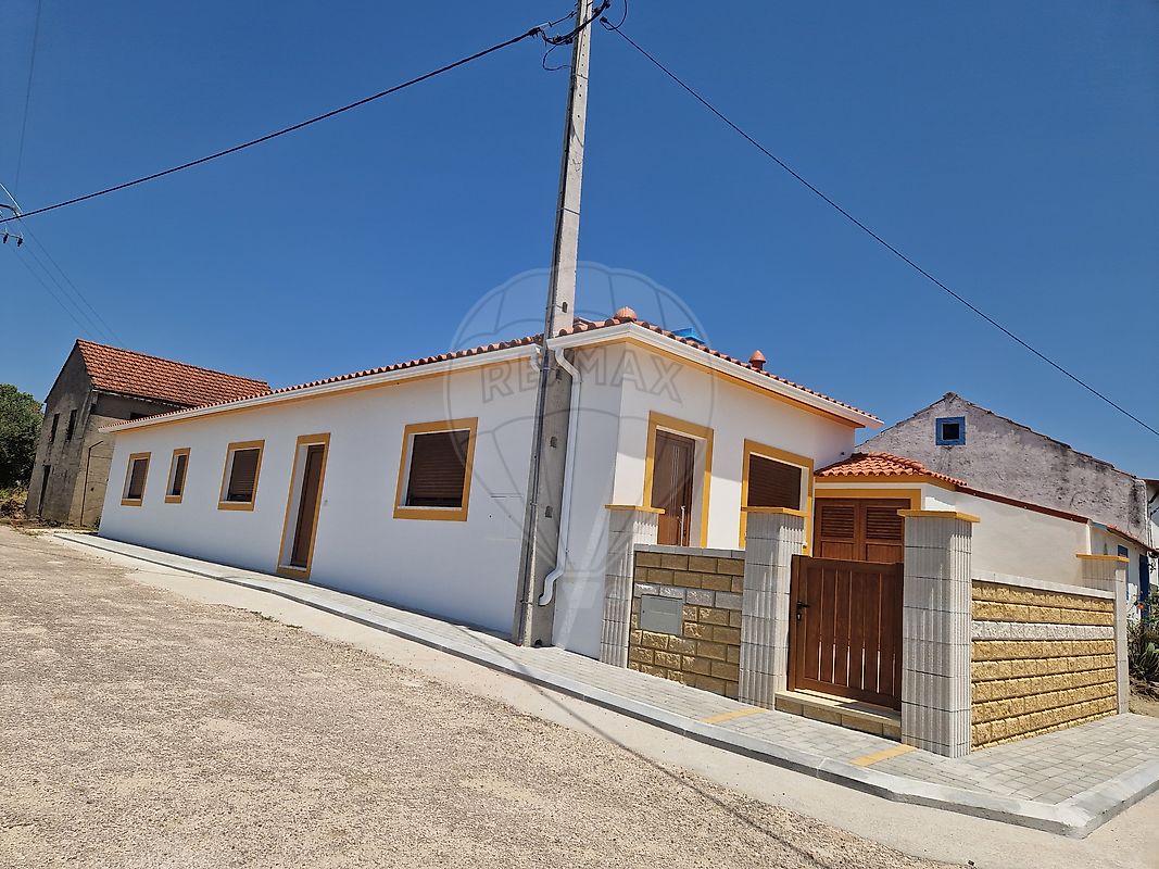 Moradia T2 para venda