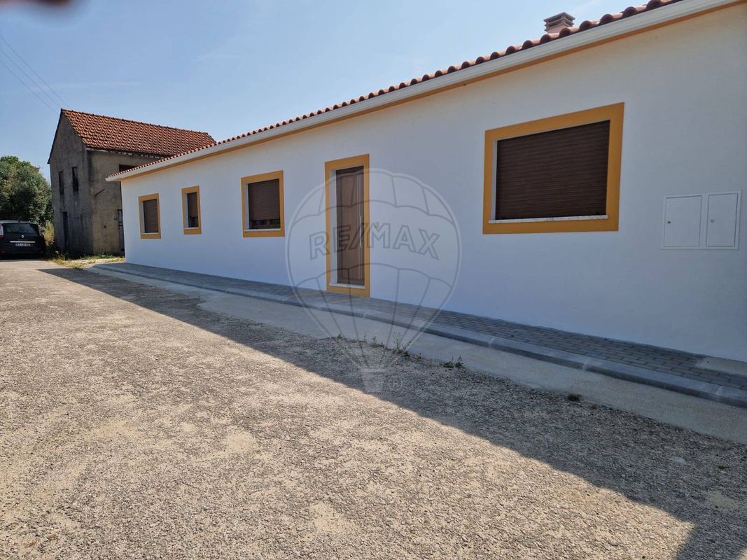 Moradia T2 para venda